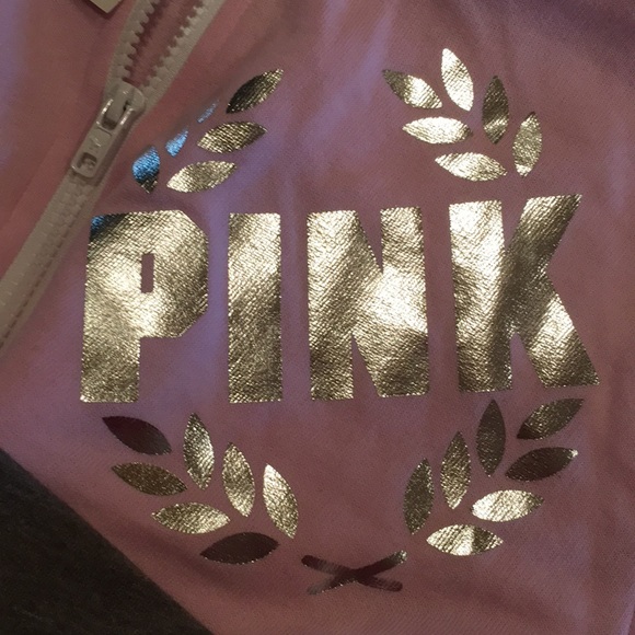 NWT PINK 3/4 zip top M. - Picture 3 of 3